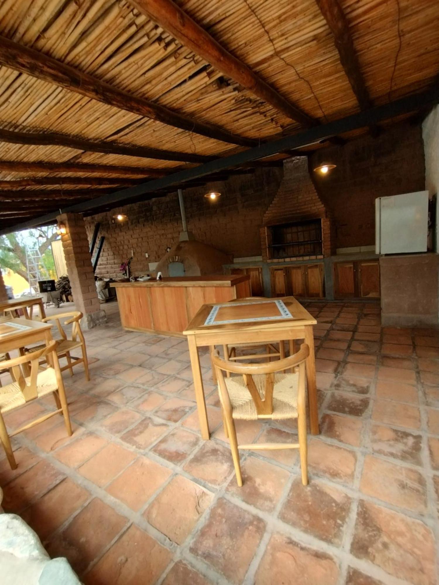Hotel La Casona De Moldes Coronel Moldes Exterior foto